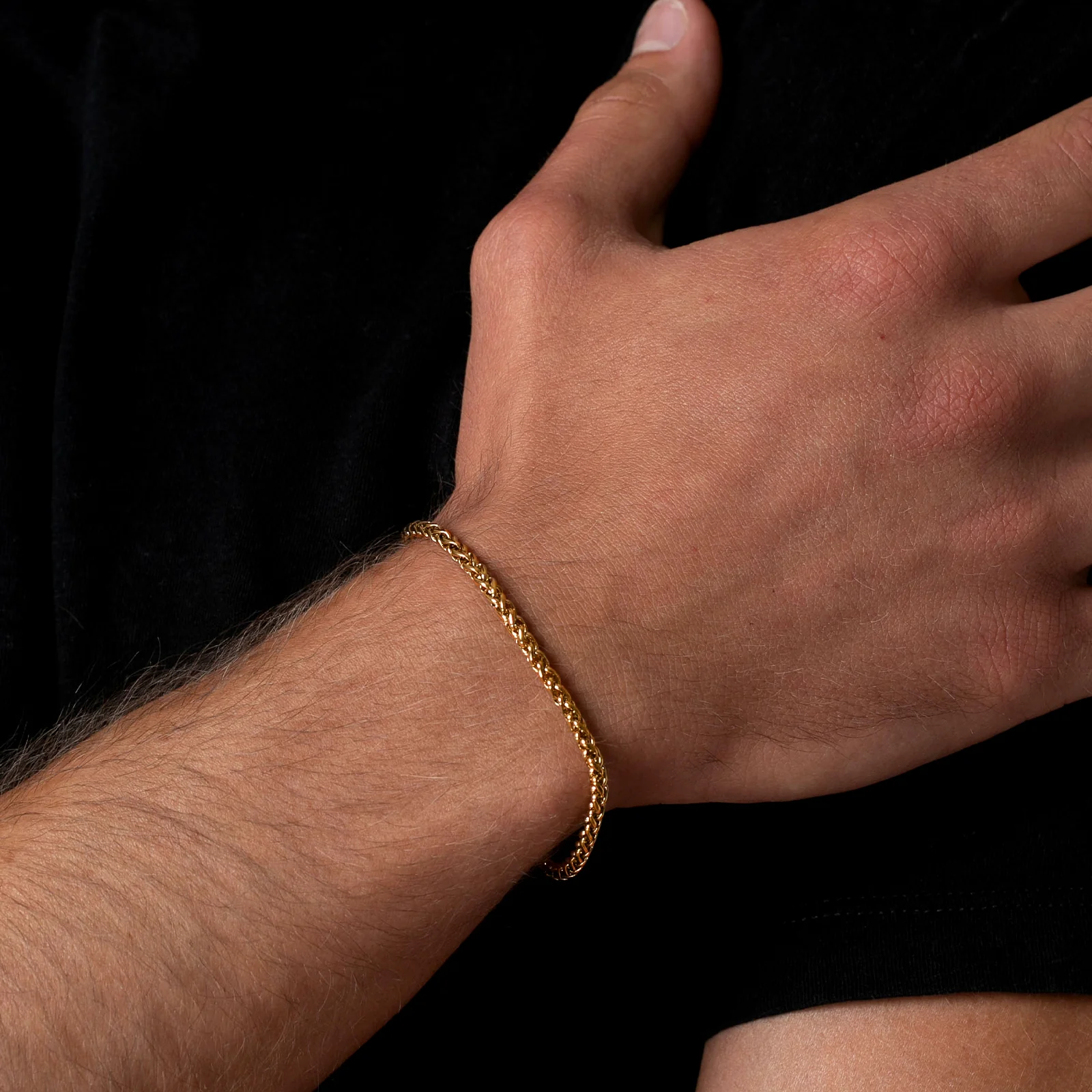 Levi Gold - Image 3